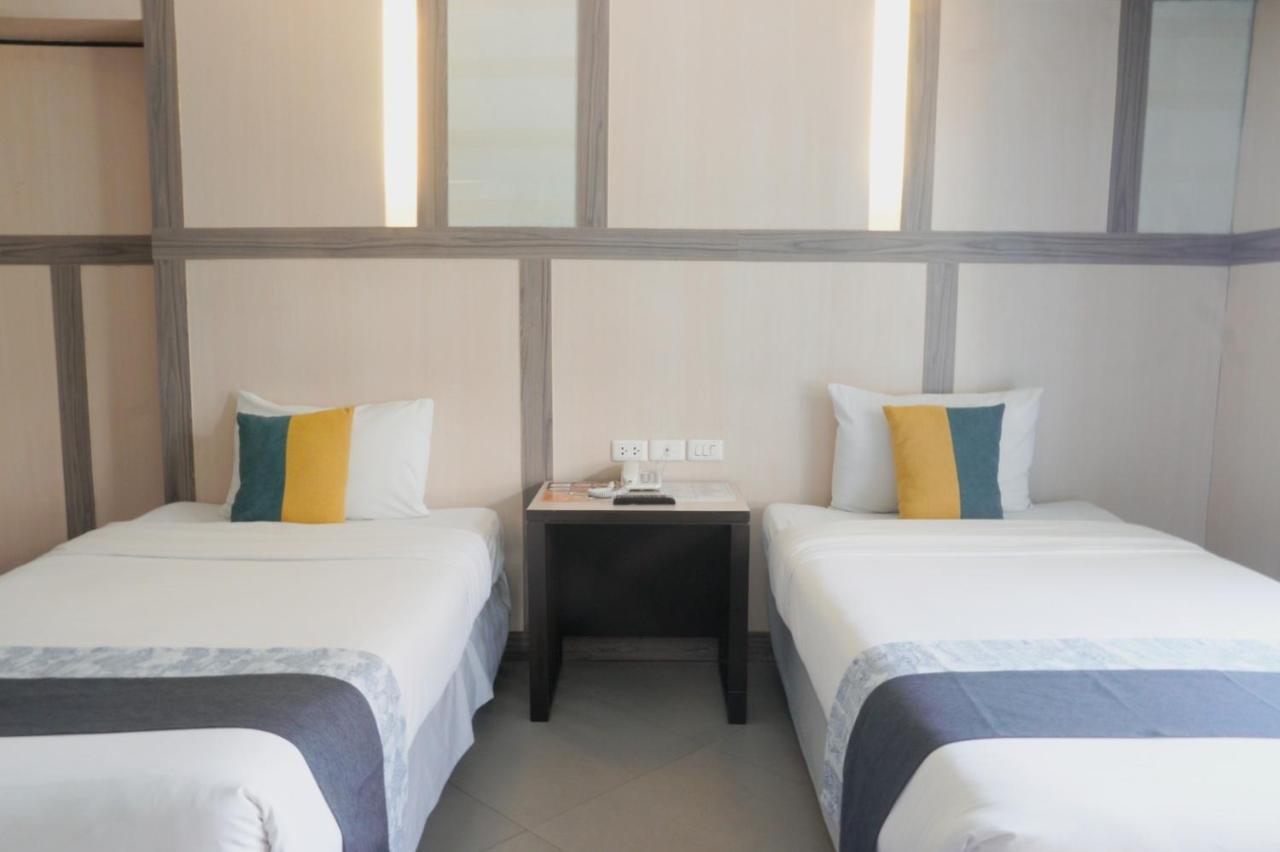 Sea Breeze Jomtien Resort Pattaya Dış mekan fotoğraf