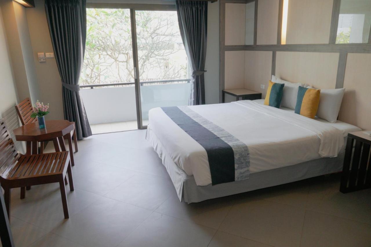 Sea Breeze Jomtien Resort Pattaya Dış mekan fotoğraf