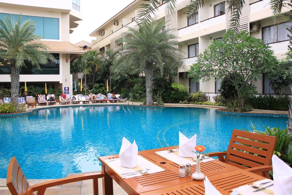 Sea Breeze Jomtien Resort Pattaya Dış mekan fotoğraf